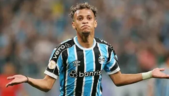 Beşiktaş'ta orta saha için Bitello iddiası!
