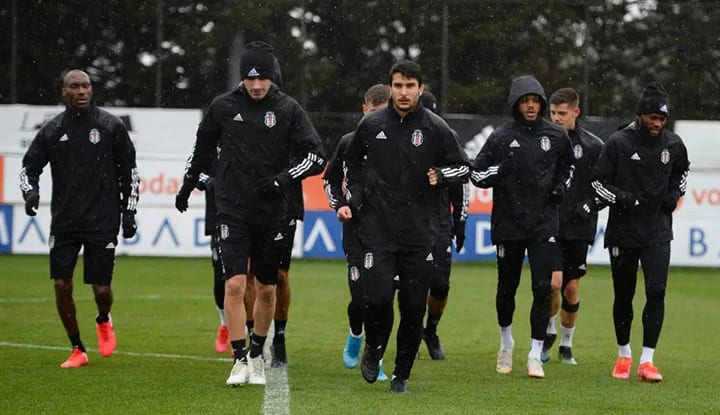 Beşiktaş'ta rahatlatan haber! 3 gelişme birden...