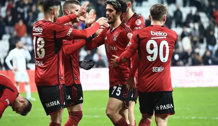 Beşiktaş'ta Rebic ve Ghezzal sevinci!
