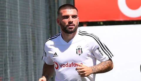 Beşiktaş'ta Rebocho kararı