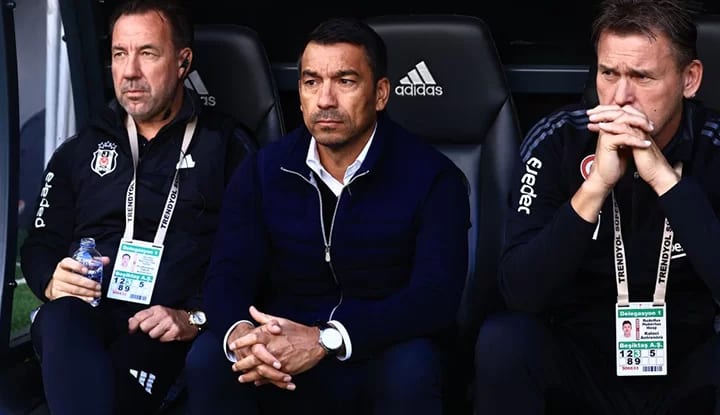 Beşiktaş'ta rekor 21 yıl sonra Bronckhorst ile kırıldı!