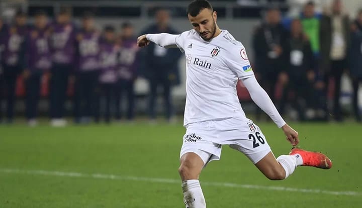Beşiktaş'ta Romain Saiss'in geleceği belirsiz!