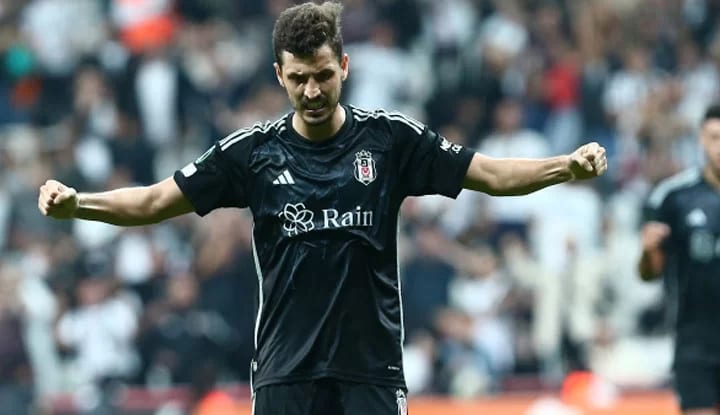 Beşiktaş'ta Salih Uçan'ın durumu belli oldu!