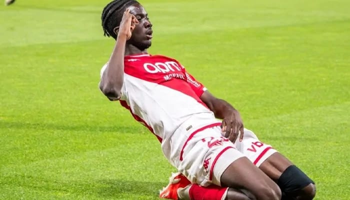 Beşiktaş'ta sol bek gündemine Monaco'dan genç isim!