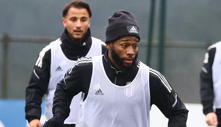 Beşiktaş'ta son dakika! Yeniden geri döndü!