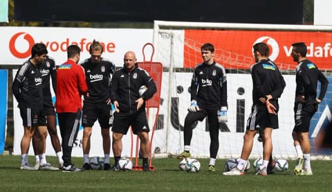 Beşiktaş'ta stoperler değişti