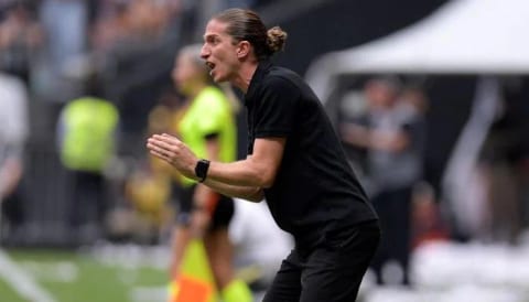 Beşiktaş’ta teknik direktör listesine Brezilyalı aday!
