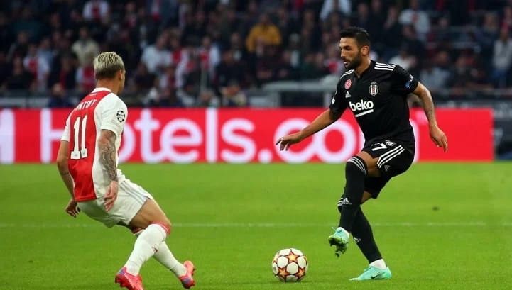 Beşiktaş'ta Umut Meraş sakatlandı!