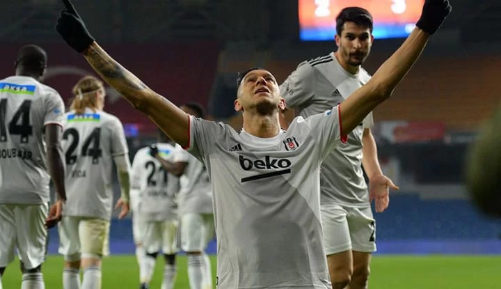 Beşiktaş'tan 16 puan fark!