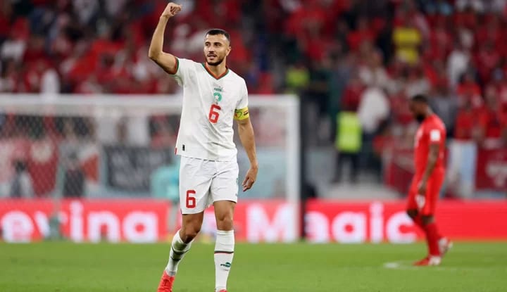 Beşiktaş’tan Atiba Hutchinson ve Romain Saiss kararı!