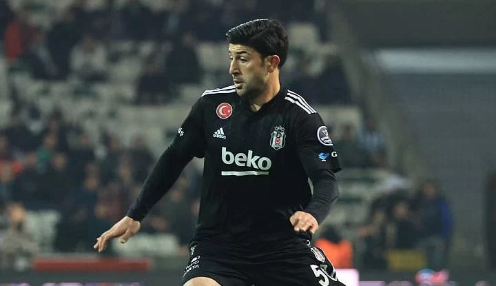 Beşiktaş'tan Güven Yalçın'a yeni teklif!