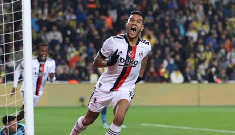 Beşiktaş'tan Josef de Souza'ya sözleşme jesti!