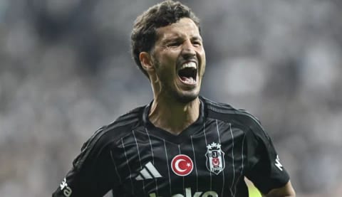 Beşiktaş'tan Salih Uçan kararı! Ayrılıyor mu?