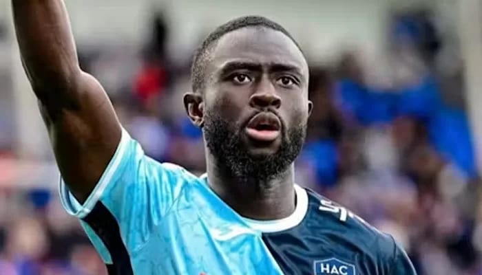 Beşiktaş’tan stoper hamlesi: Arouna Sangante