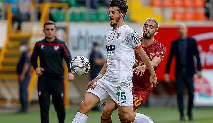 Beşiktaş'tan Tayfur Bingöl için sıcak temas!