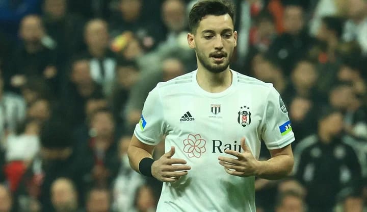 Beşiktaş'tan Tayyip Talha Sanuç kararı!