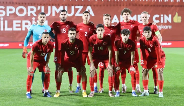 Beşiktaş'tan, Ümit Milli Takım'a iki oyuncu!