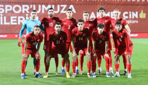 Beşiktaş'tan, Ümit Milli Takım'a iki oyuncu!