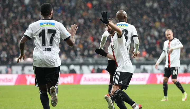 Beşiktaş'tan Vodafone Park'ta yeni başlangıç