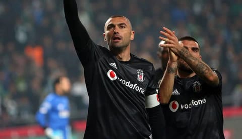 Burak Yılmaz ile yollar ayrılabilir! İşte gelişmeler...