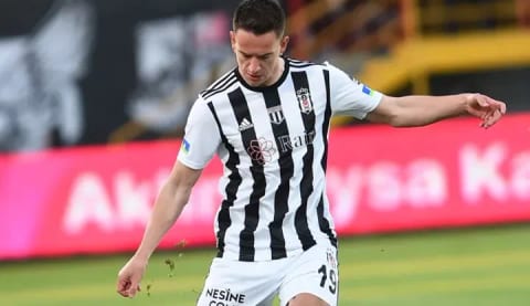 Burak Yılmaz'dan Amir'e övgü!