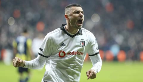 Burak Yılmaz'dan olay açıklamalar: "Hırsızdım, kral oldum"