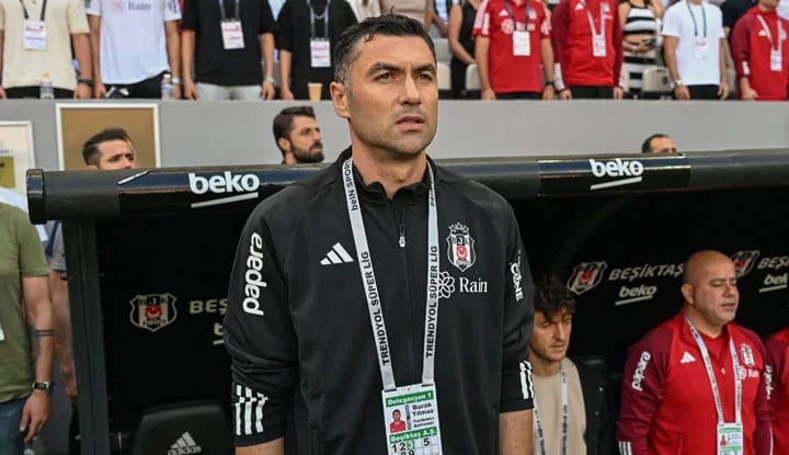 Burak Yılmaz'dan oyuncularına galibiyet konuşması!