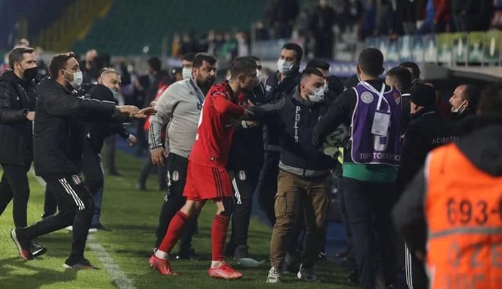 Büyük skandal! İşte Rize'de maç sonu yaşanan olayın nedeni!