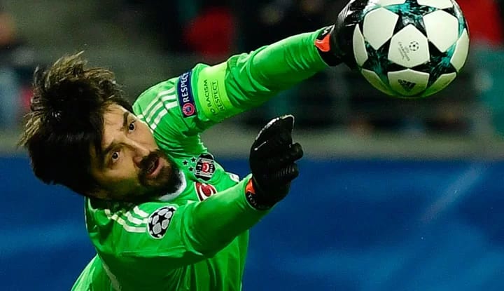 Tolga Zengin, Beşiktaş'tan teklif bekliyor!