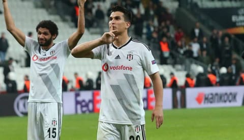 Necip Uysal, ikili mücadele ve top kapmada rakiplerini yıldırdı! İşte müthiş rakamlar...