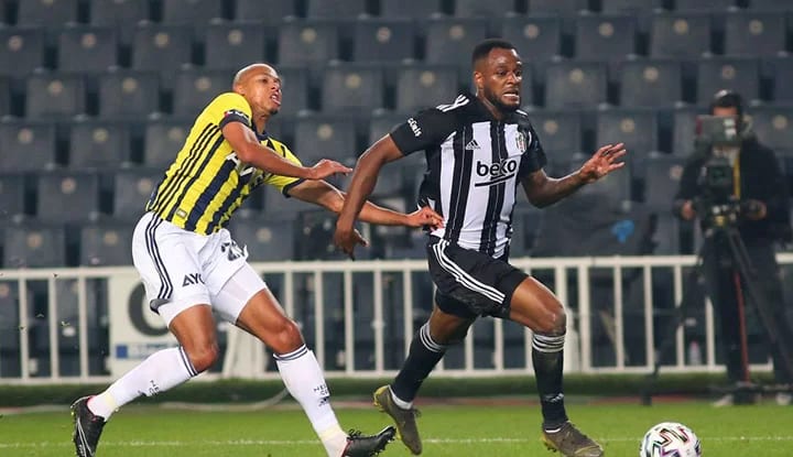 Canlı yayında derbinin VAR ve AVAR hakemlerini açıkladı!