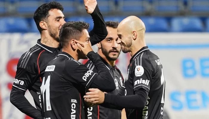 Cengiz Ünder'den açıklama! "Taraftarımızdan çok özür dileriz!"