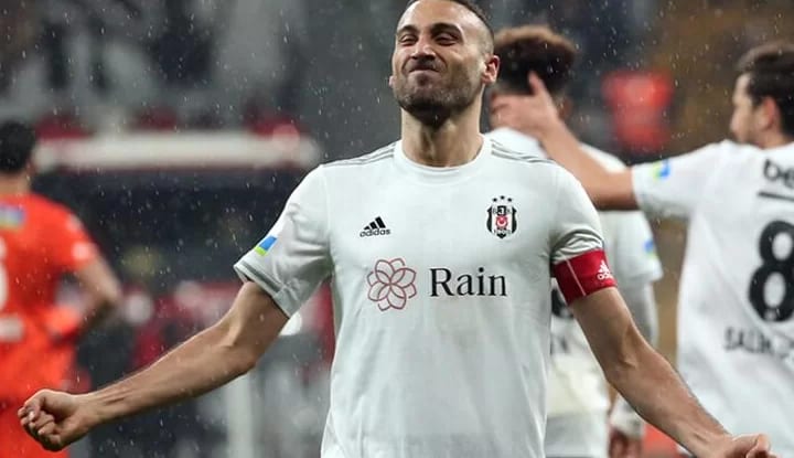 Cenk Tosun, Beşiktaş tarihine geçti!