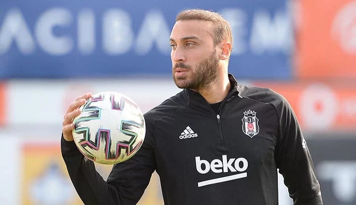 Cenk Tosun, dedesine dert yandı! Dedesi o sözleri açıkladı!