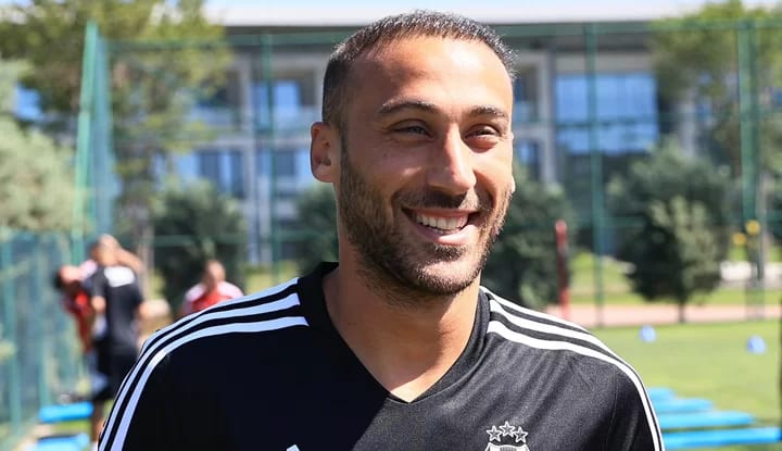 Cenk Tosun, ilk antrenmanına çıktı!