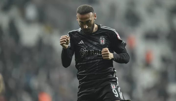 Cenk Tosun'dan açıklamalar! "Kupayı kaldırmak istiyoruz"