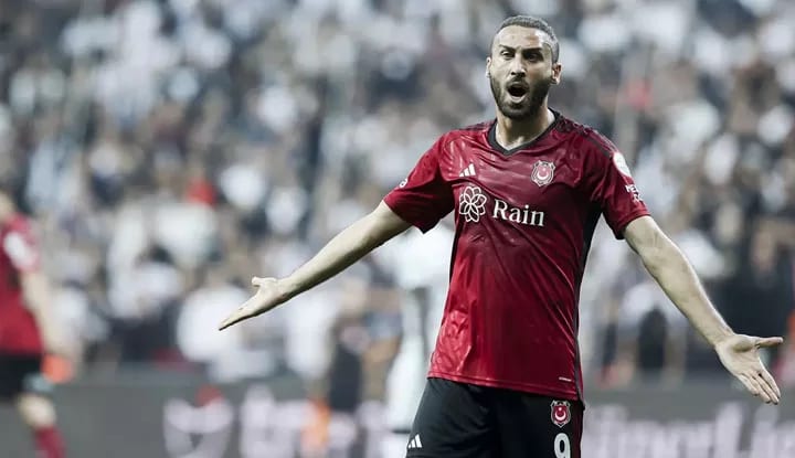 Cenk Tosun'dan büyük fedakarlık!