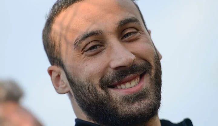 Cenk Tosun'dan derbi öncesi özel istek