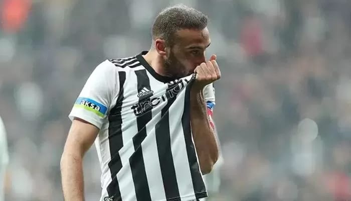 Cenk Tosun'dan flaş açıklama! ''Beşiktaş teklif yapmadı''