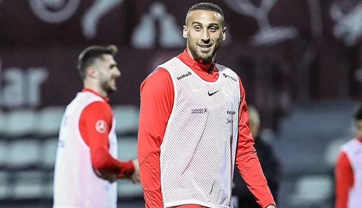 Cenk Tosun'dan yıldız oyuncuya Beşiktaş çağrısı!