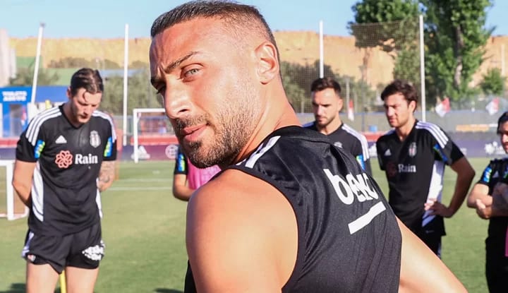 Cenk Tosun'un gözü ilk 11'de!