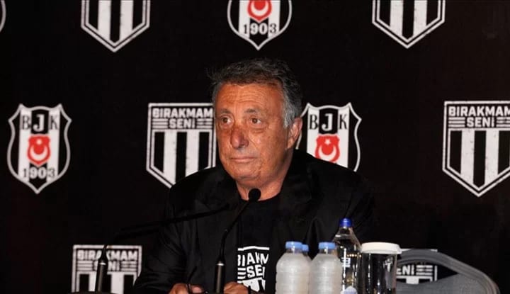 "Çeşme başında oturmuş ayrılmıyorlar, kımıldamadılar bile"