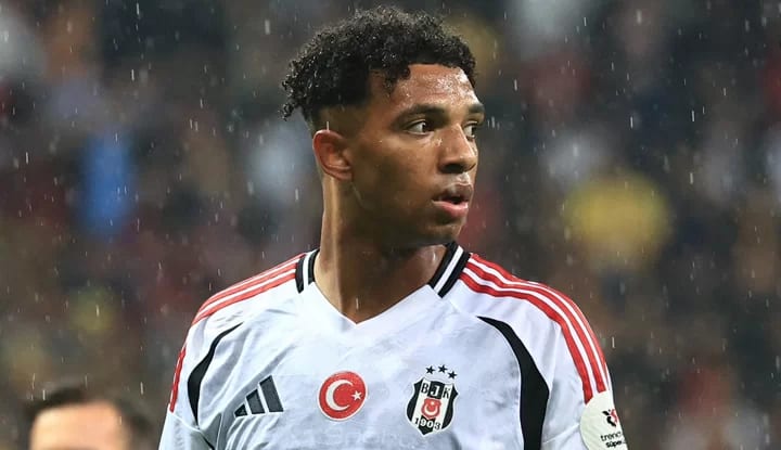 Cher Ndour ile yollar ayrılıyor!