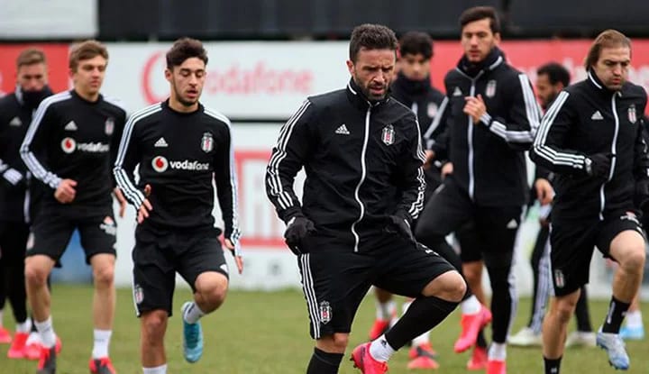 Beşiktaş'ta M. Başakşehir hazırlıkları sürüyor