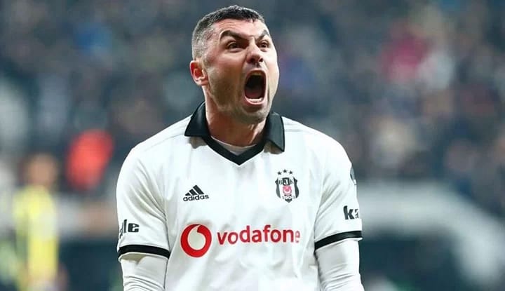 Beşiktaş'ta Burak Yılmaz, oynamak istiyor! İşte Abdullah Avcı'ya söylediği sözler...