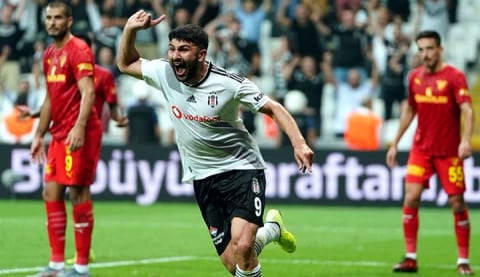 Beşiktaş'ta Güven'in yerine iki aday