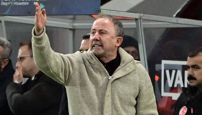 Sergen Yalçın’dan derbi sonrası sert açıklamalar