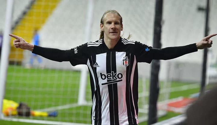 Domagoj Vida'dan mesaj var!