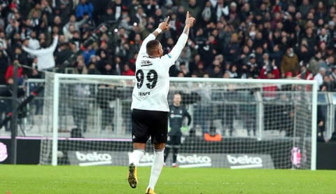 Dünyaca ünlü isim, Boateng'i resmen açıkladı!