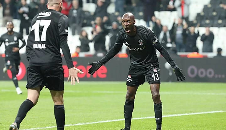 Atiba'dan antrenörlük açıklaması!